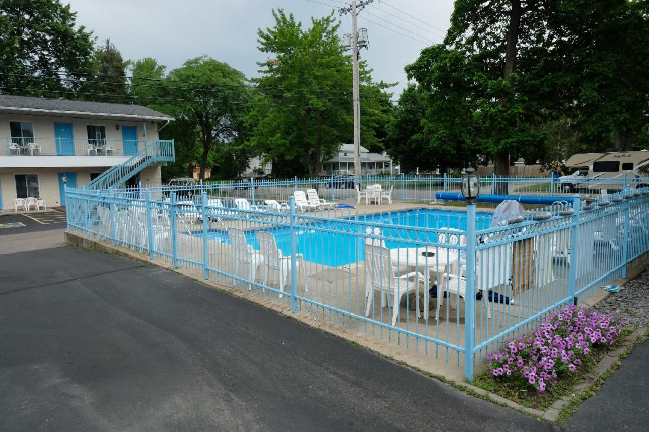 Starlite Motel Wisconsin Dells Bagian luar foto