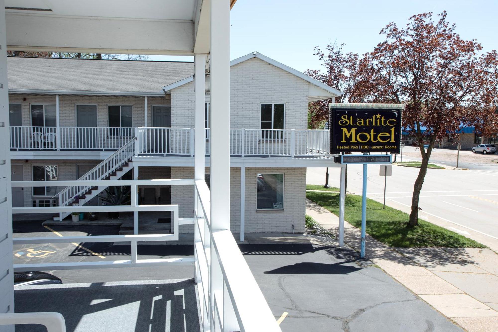 Starlite Motel Wisconsin Dells Bagian luar foto